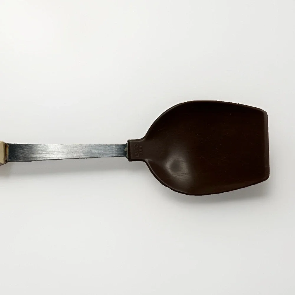 Vintage EKCO USA Brown Serving Spoon Vegetable Onion Handle Retro Kitchen